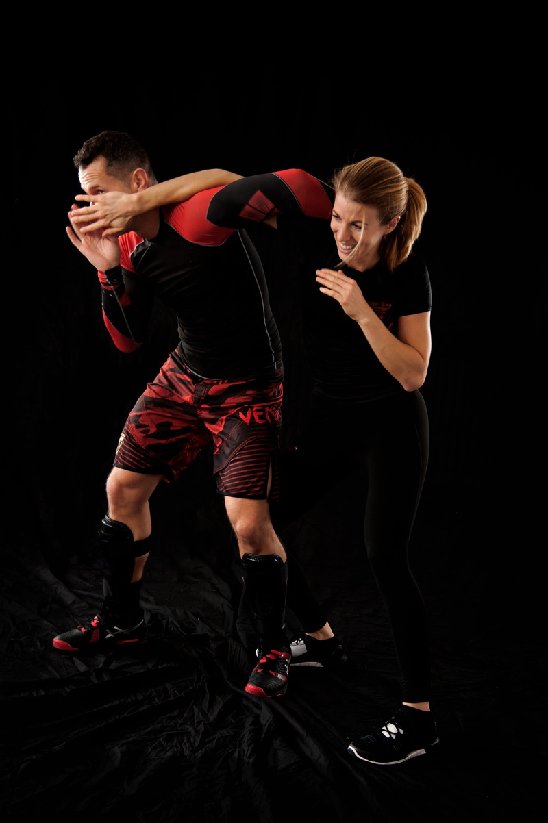martial arts, sporty, box, biu tze, healthy lifestyle, strength, kung fu, sport, men, women, wing tzun, kick boxing, teacher, people, fighter, sports training