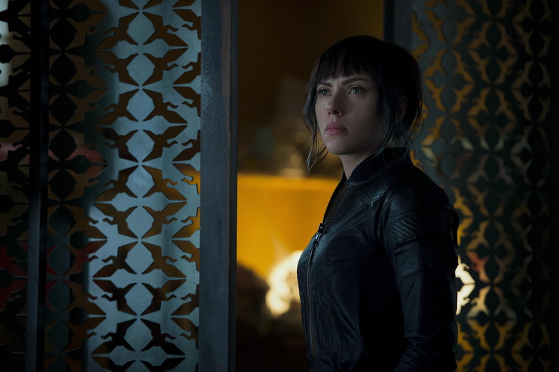 waist up, curtain, scarlett johansson, 5k, portrait, sadness, looking at camera, indoors, 4K, ghost in the shell, serious, beautiful woman, pattern, 4k
