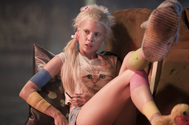 4K, Girl, Die Antwoord, Hair, Beautiful, Fantasy, Yo-Landi Visser, Blonde, 2015, White, Screnshot, Action, Sci-Fi, Movie, CHAPPiE, Film, Image, Visser Was Yolan