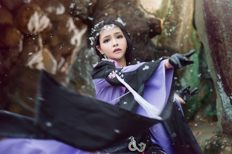 1080P, outfit, stones, kimono, purple, costume, girl, lilac, beauty, eyes, portrait, brunette, look, style, gloves, decoration, Asian, face, the wind