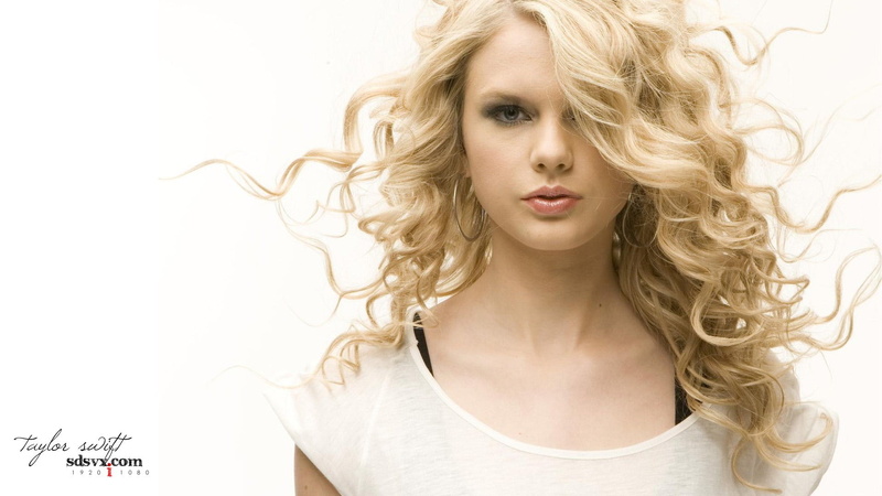blond hair, 1080P, young women, beautiful people, adult, headshot, women, hair, portrait, curly hair, hairstyle, long hair, contemplation, taylor