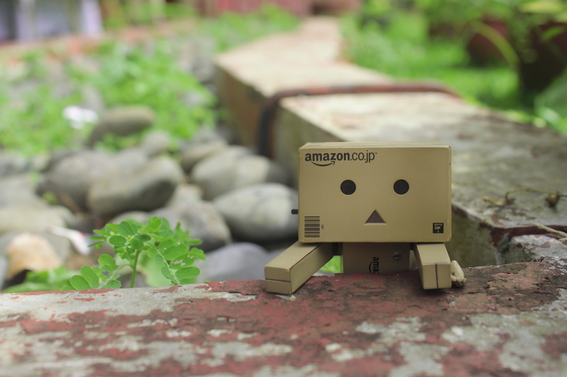 art and craft, plant part, day, 4K, happy, action figure, danbo, communication, creativity, fun, paper, representation, text, no people, expression, leaf