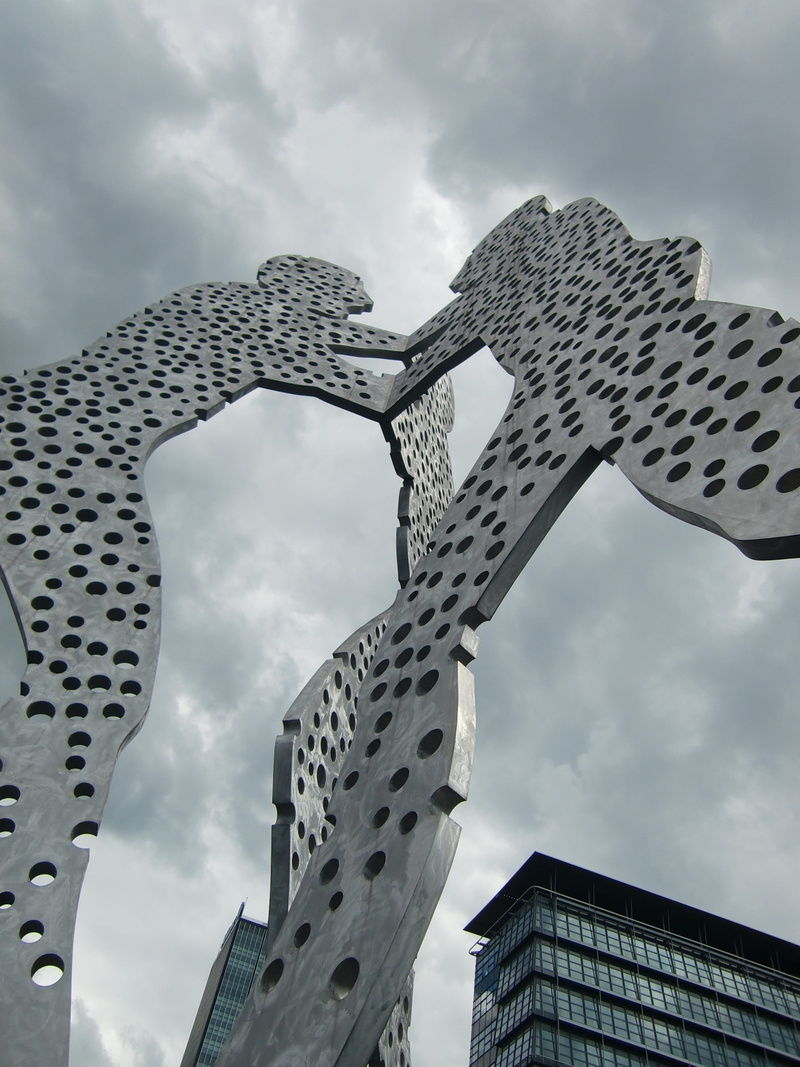 travel, nature, artwork, sky, outdoors, Berlin, kreuzberg, built structure, capital, sculpture, skyscraper, river, friedrichshain, low angle view, office building exterior