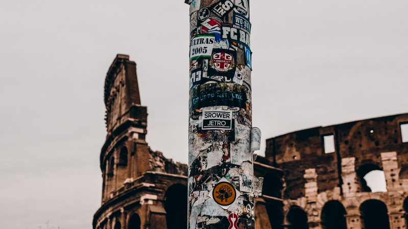 old, day, label, text, outdoors, symbol, no people, spirituality, building, art and craft, street photography, religion, pillar, 5K, human representation