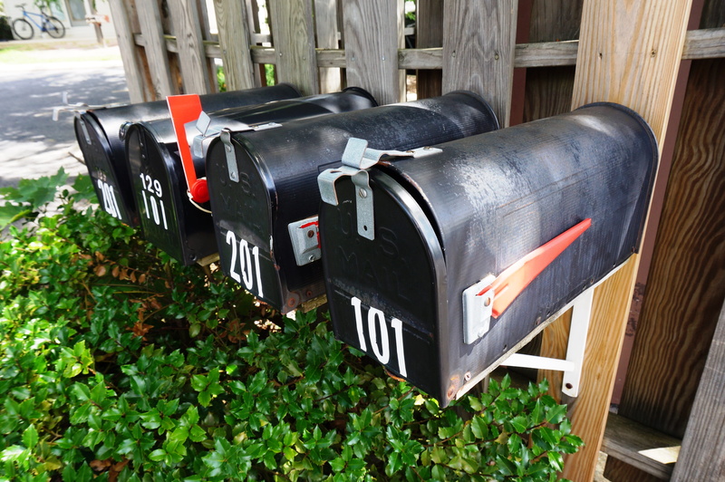 stationary, number, car, mode of transportation, plant, growth, nature, day, Mail, Mailbox, communication, land vehicle, text, delivery, architecture, metal