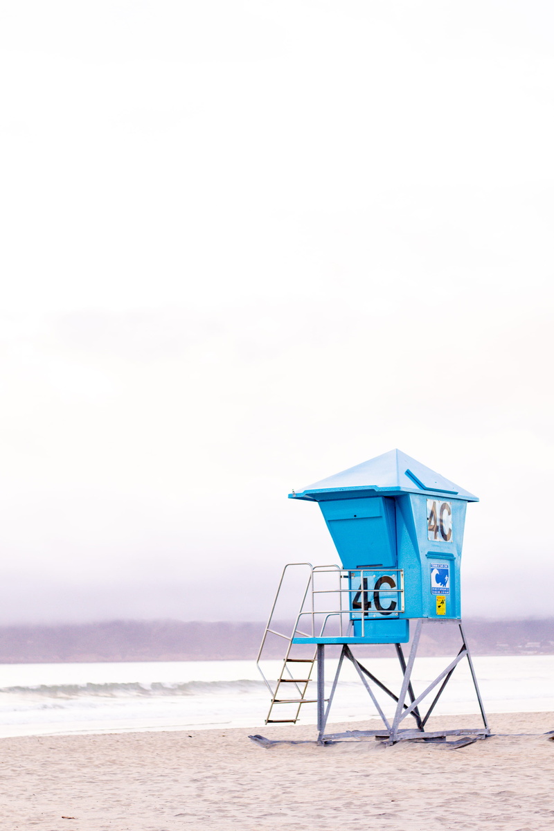 lifeguard hut, beach house, ocean, california, rural, copy space, tranquility, seashore, horizon over water, hut, lifeguard, sea, safety, man made structure