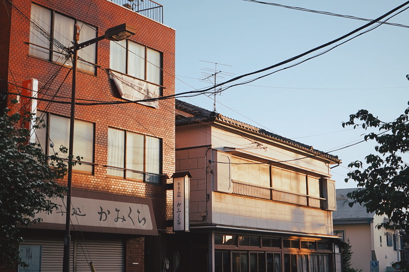 closed, office building, apartment building, 2K, telephone line, no people, downtown, tree, built structure, tokyo, housing, cable, city, day, low angle view