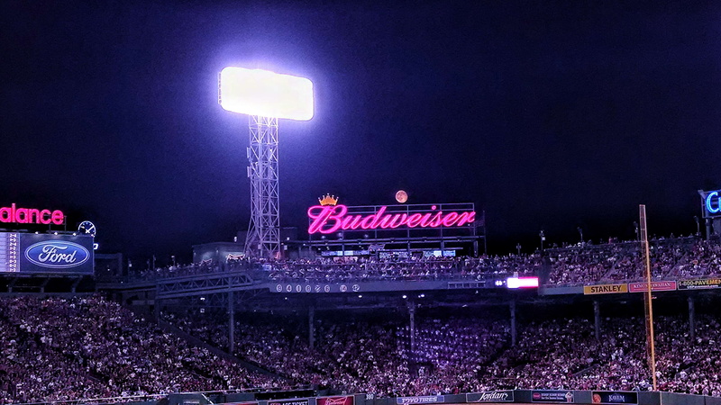building exterior, communication, 4K, group of people, sport, arts culture and entertainment, sky, budweiser, architecture, large group of people, lighting equipment