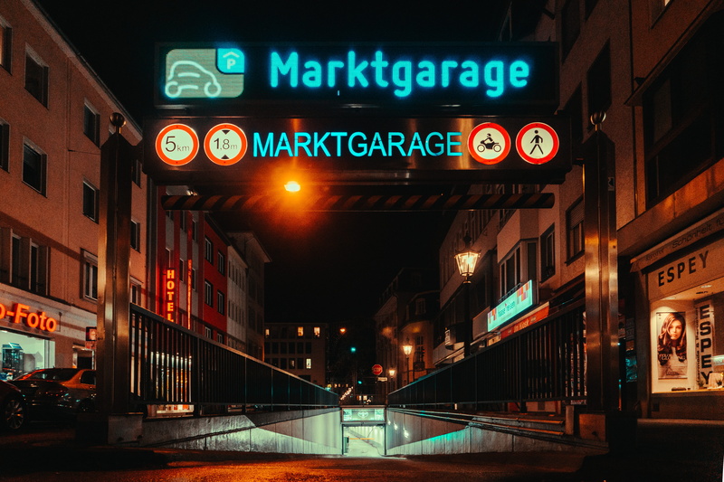 sign, lighting equipment, bonn, lights, street, city life, western script, 5K, german, illuminated, germany, information, blue, parking lot, neon, mood