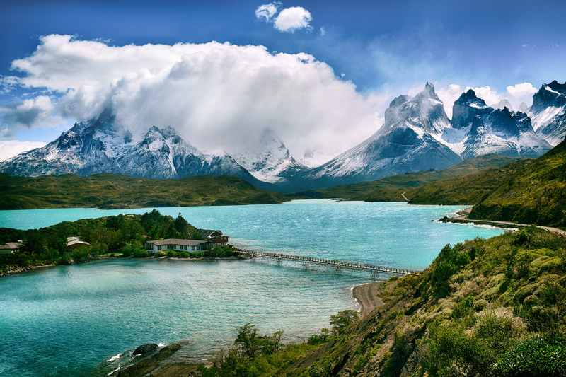 lakehouse, travel, scenery, covered, beauty in nature, plant, near, sky, mountain range, mountain, national park, nature, mountain peak, tree, winter, cloud - sky