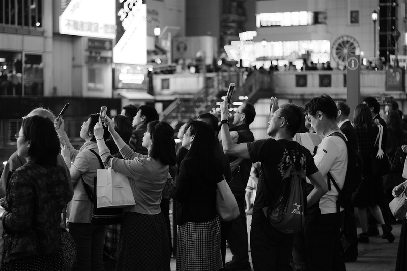 phone, city life, focus on foreground, real people, adult, night, street, standing, rear view, 4K, dotonbori, osaka, group of people, women, asia, lifestyles
