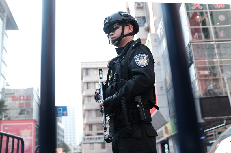 policeman, day, one person, enforcer, three quarter length, police officer, man, protective workwear, gun, aggression, security, police force, 5K, uniform