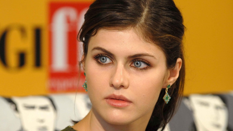 emotion, headshot, beauty, women, hair, people, hairstyle, aggression, adult, close-up, young adult, fashion, depression - sadness, alexandra daddario hd widescreen  for desktop