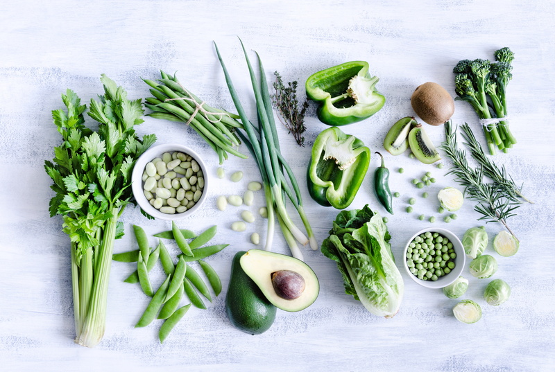 spice, herb, choice, no people, vegetable, cilantro, food, kiwi, greens, pepper, healthy eating, bowl, studio shot, high angle view, beans, food and drink