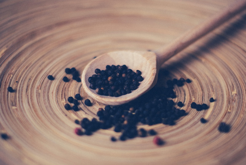 wellbeing, ingredients, selective focus, 4K, freshness, fruit, wood - material, purity, close-up, eating utensil, wood, berry fruit, motion, food, bowl