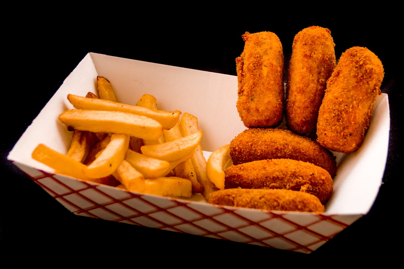 chicken, studio shot, food and drink, fast food, snack, meat, prepared potato, unhealthy eating, freshness, high angle view, bread, fried chicken, french fries