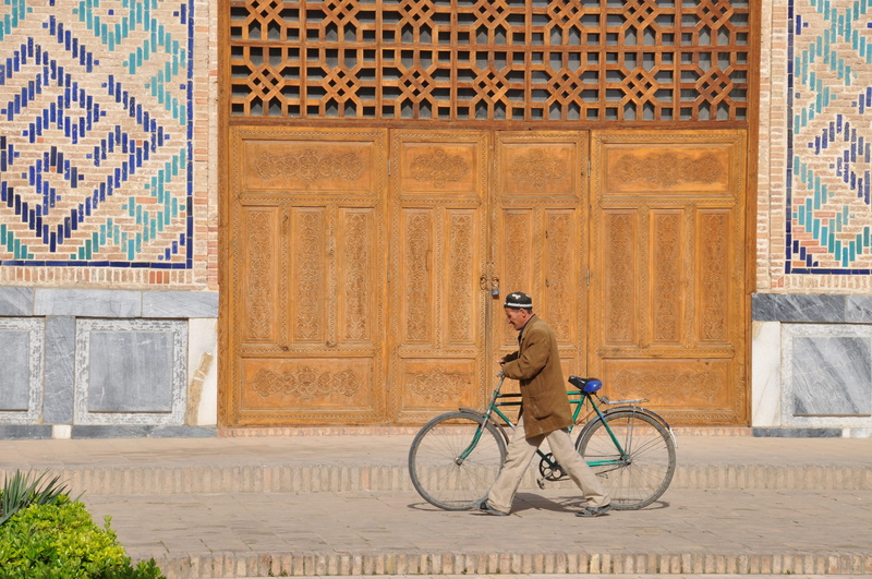 adult, copy space, bicycle, uzbekistan, bike, sport, shakrisabz, outdoors, activity, side view, architecture, city, city life, clothing, young adult, full length