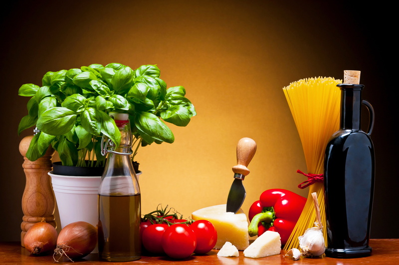 wine, vegetables, pepper, Basil, spaghetti, cheese, 4K, pasta, pitcher, leaves, tomatoes