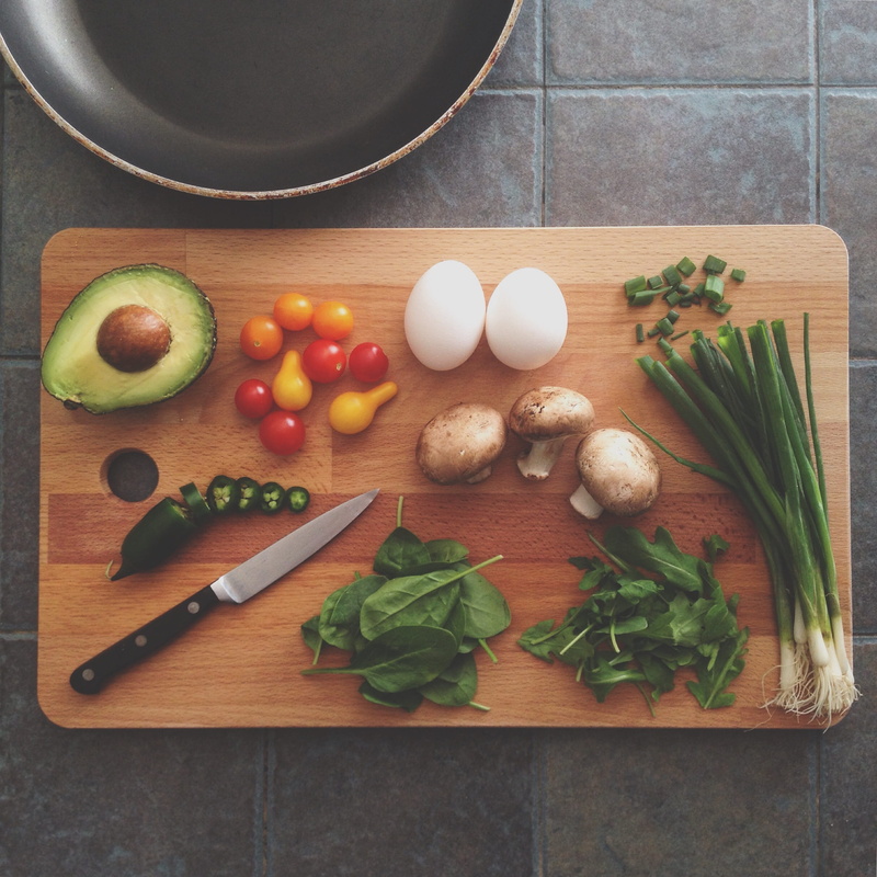 healthy eating, salad, healthy, kitchen knife, egg, chopped, food and drink, eggs, tomato, sliced, wood - material, vegetable, mushroom, onions, 1080P