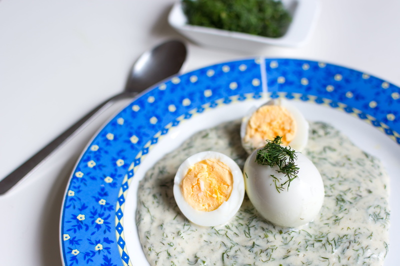 egg, studio shot, dinner, high angle view, food and drink, blue, wellbeing, Traditional, indoors, 5K, ready-to-eat, gravy, gourmet, lunch, meal, close-up