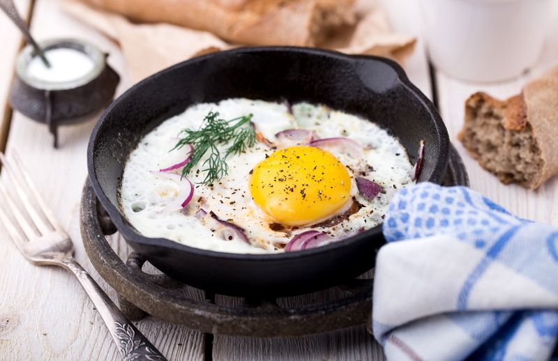 egg, bread, pan, dill, 2K, bow, spices, scrambled eggs