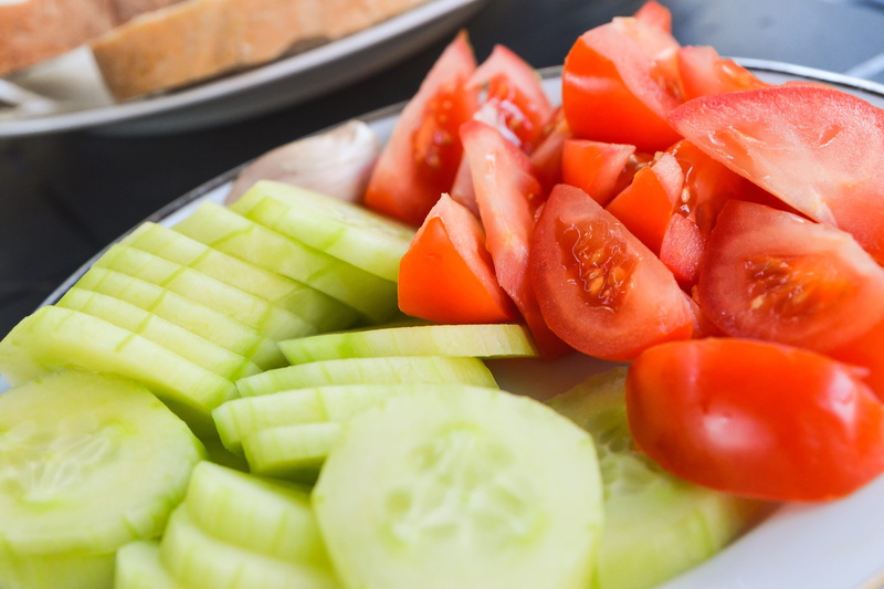 food, variation, snack, fruit salad, plate, healthy eating, carrot, fruit, freshness, salads, health, no people, chopped, dieting, cucumber, red, ripe