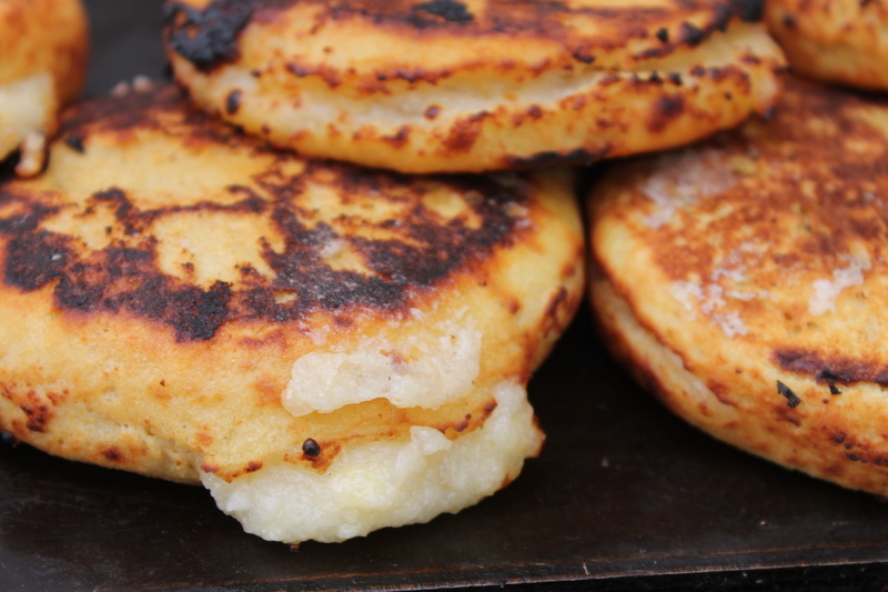 no people, snack, grilled, still life, kitchen, arepas, wellbeing, sweet food, tray, stew, corn, dishes, high angle view, table, selective focus, edible