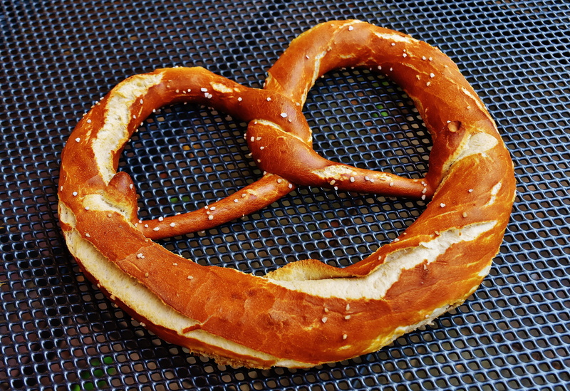 huge, brown, snack, tradition, still life, orange color, crispy, temptation, high angle view, breze, delicious, indoors, freshness, salty, wiesnbreze, ready-to-eat