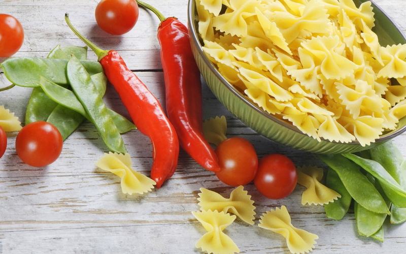 chilli, italian food, red, tomato, healthy Lifestyle, dinner, raw Food, leaf, green peas, vegetarian Food, food, organic, rustic, yellow, cheese, healthy Eating