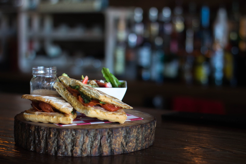 snack, close-up, meat, no people, paninis, fast food, food, selective focus, wellbeing, wood - material, gastronomy, freshness, healthy food, bread, table