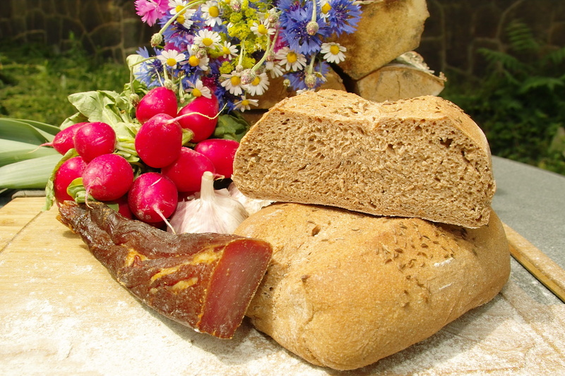 wellbeing, jause, Snack, brown bread, nature, 2K, wood - material, plant, still life, freshness, no people, flowering plant, focus on foreground, baked