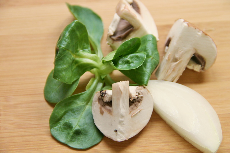 food, vitamins, 4K, of course, ingredients, mushrooms, delicious, vegetable, table, close up, nutrition, meatless, wellbeing, cut, appetizing, ingredient