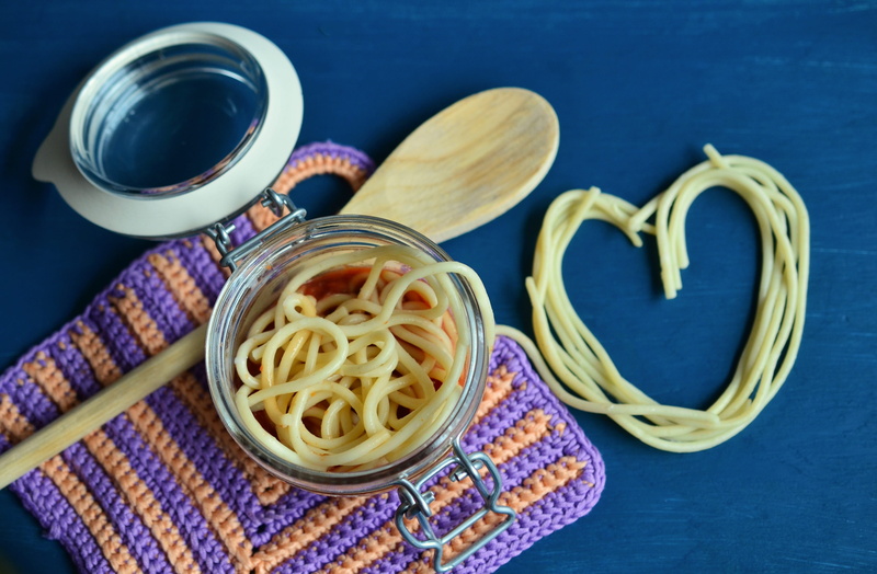 cooked, blue, italian food, italian, wellbeing, jar, clear, eat, bolognese, heart, noodles, drink, pasta, wood - material, mug, loving, kitchen utensil