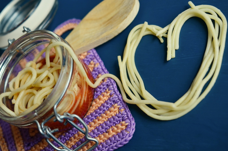 pasta, forming, container, invitation, no people, indoors, loving, meal, freshness, wellbeing, 4K, italian, lunch, purple, blue, cook, table, italian food