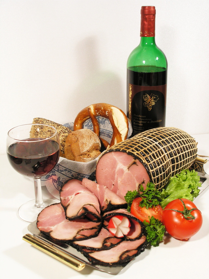 ham, Smoked Ham, container, food, bread, ready-to-eat, alcohol, table, wineglass, freshness, public domain, 2K, drink, no people, red Wine, roasted, healthy eating