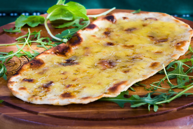 dinner, photography, mediterranean, arugula, mozzarella, green, menu, snack, background food, pizza oven, italian cuisine, macro, herb, italian food, unhealthy eating