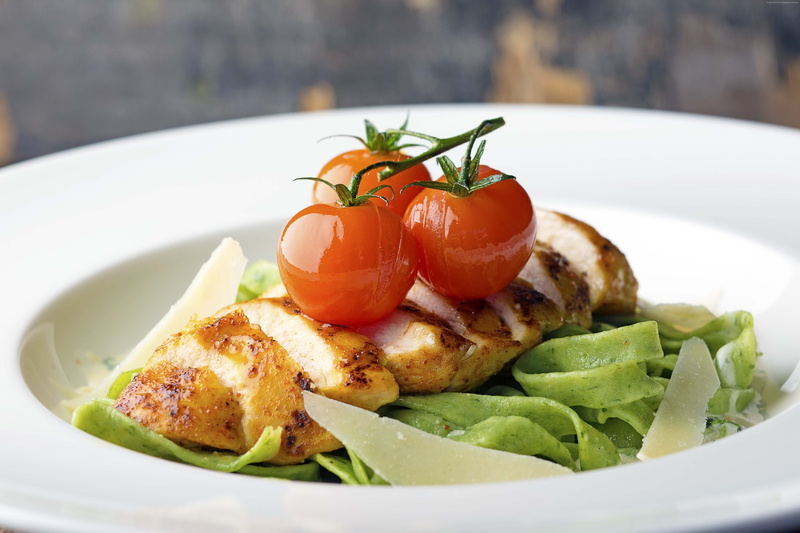 temptation, healthy eating, freshness, spinach, garnish, tomato, vegetable, food and drink, fruit, ready-to-eat, cherry tomato, vegetarian food, pasta