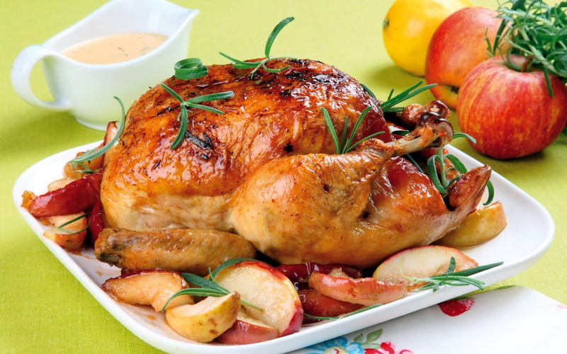 food and drink, roast chicken, meat, ready-to-eat, holiday - event, indoors, garnish, white meat, apples, freshness, roasted, healthy eating, dish, plate