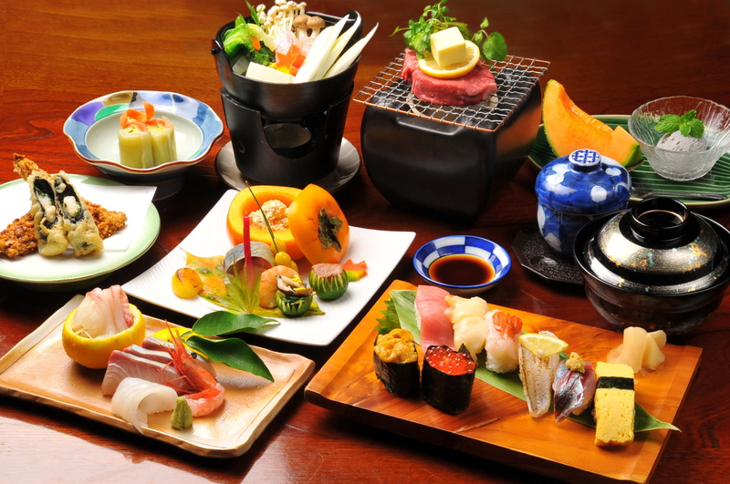 maki Sushi, chopsticks, asia, no people, eating, vegetable, food and drink, lunch, prepared Shrimp, restaurant, avocado, ready-to-eat, east Asian Culture
