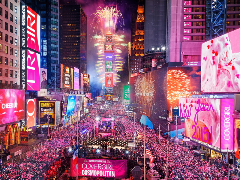happy, commercial sign, new, skyscraper, 1080P, usa, group of people, text, city, architecture, travel destinations, night, york, neon, built structure