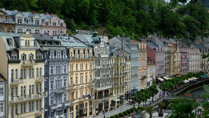 motor vehicle, 4K, tree, apartment, plant, car, historically, karlovy vary, karlovy-vary, no people, outdoors, town, high angle view, building, spa, river