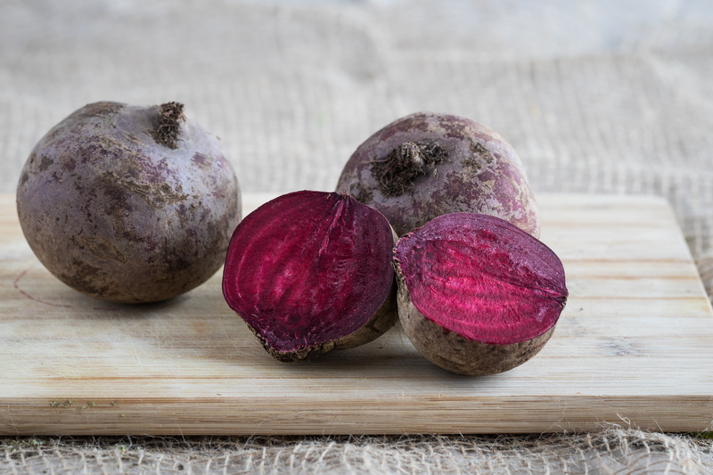 red, fruit, vegetables, no people, 4K, healthy eating, cutting board, beets, vitamins, day, vegetable, table, chopping, focus on foreground, burak, food