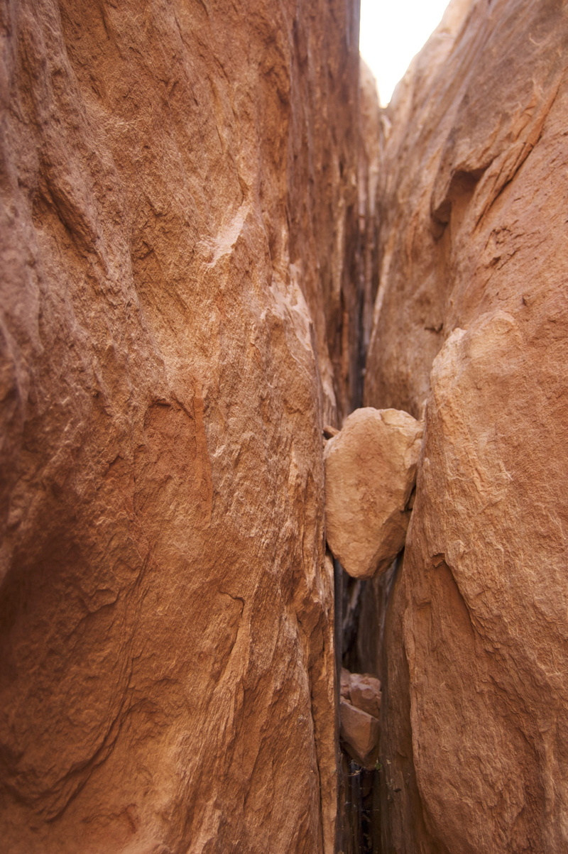brown, outdoors, nature, desert, crevasse, climbing, rock formation, tight, day, adventure, stuck, stone, activity, men, rock, sport, solid, rock - object