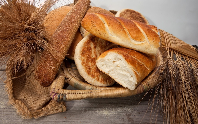 still life, wheat, pastries, yeast, food And Drink, rye - Grain, wellbeing, food, cultures, high angle view, loaf of Bread, white bread, whole, bun, wood - Material