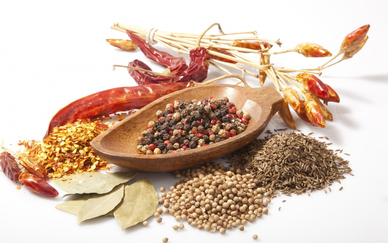variation, seasoning, backgrounds, clove, black pepper, herbal Medicine, saucer, seeds, food and drink, ground - Culinary, close-up, indoors, scented, spice