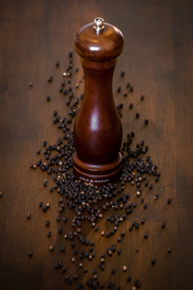 pepper ground, pepper mill, pepper - seasoning, grains, table, spice mill, high angle view, wooden table, shaker, grind, food and drink, seasoning, spice