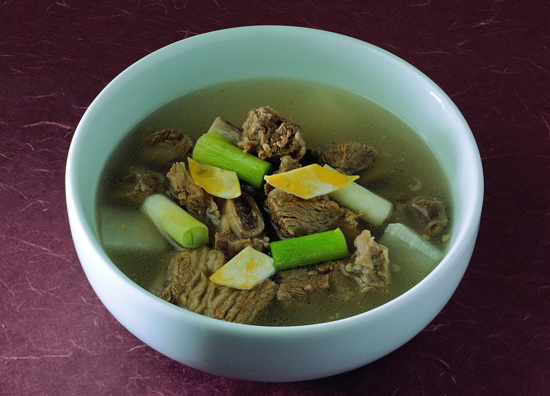 heat - Temperature, wellbeing, crockery, directly above, refreshment, serving size, asian food, soup, lunch, gourmet, ready-to-eat, indoors, cooking, close-up