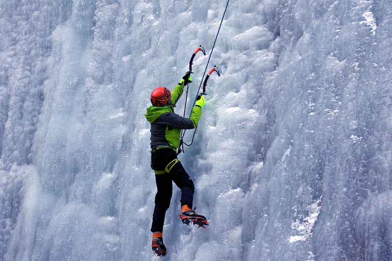 sports equipment, ice falls, helmet, people, italy, dolomites, day, scenics - nature, winter sports, snow, veneto, nature, sottoguda, men, climbing, 2K