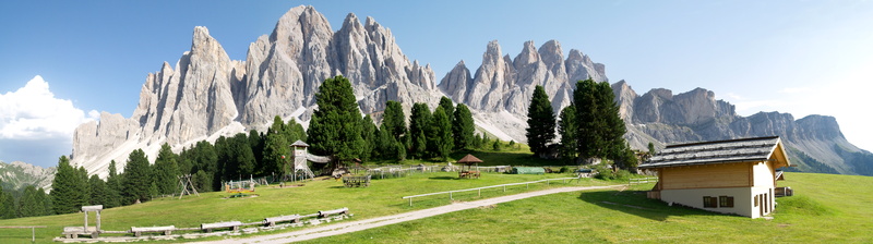 8K, no people, outdoors, environment, hose, building exterior, residential district, tree, panoramic, tour, alm, chalet, house, grass, architecture, landscape