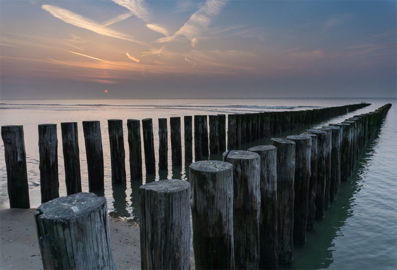 Holland, sea, Evening, lumière, Burgh, wooden, beach, sky, jetty, Himmel, Sonne, posts, NL, nature, Meer, pier, Wasser, Farben, Natur, photo, water, Zeeland